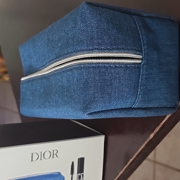 DIOR BEAUTY SET - Picture 3 of 4